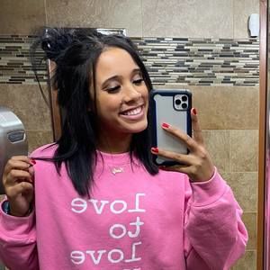 Meet your Posher, Keely